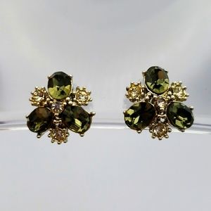 Vintage Green Stone Screw-back Earrings